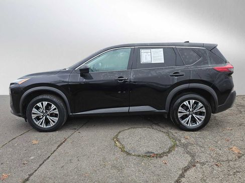 Used 2023 Nissan Rogue SV image 6