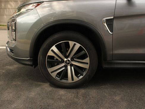 Used 2022 Mitsubishi Outlander Sport SE FWD image 11