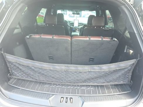 Used 2020 Ford Explorer Platinum w/ Premium Technology Package AWD/4WD image 15