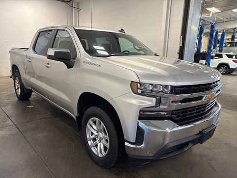 Used 2020 Chevrolet Silverado 1500 LT w/ All-Star Edition AWD/4WD image 3