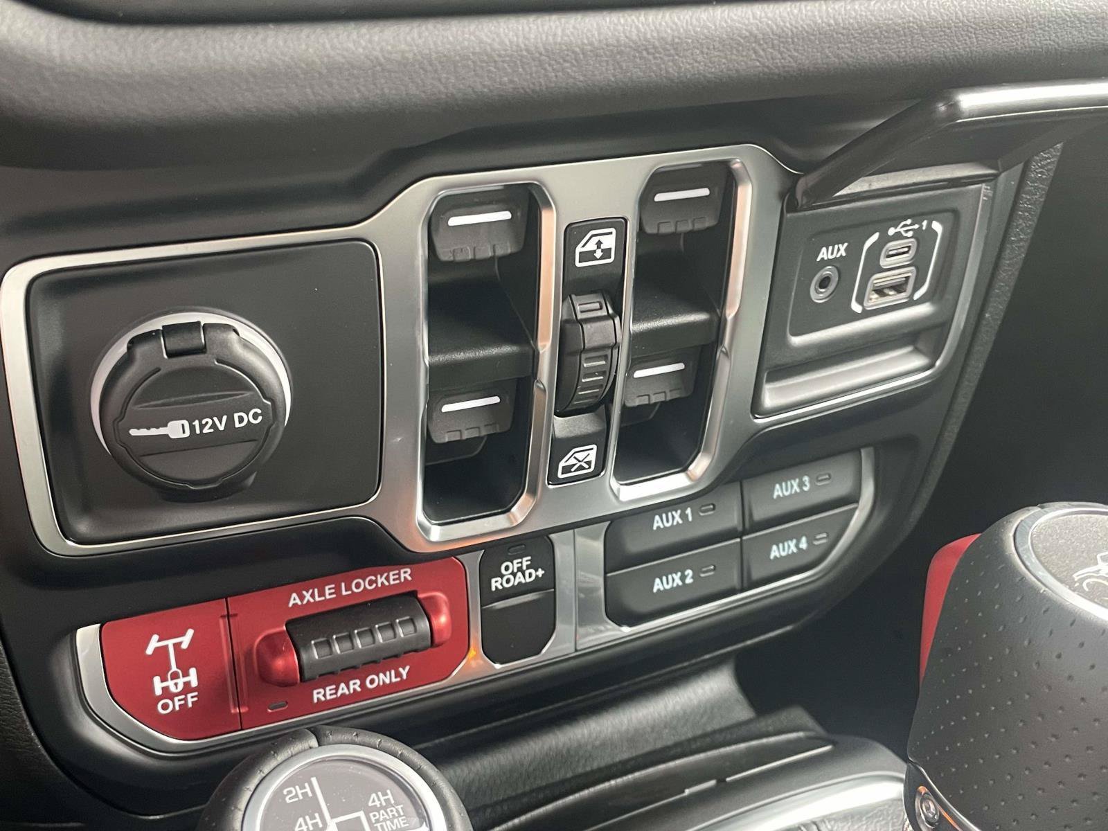 New 2026 Jeep Gladiator Mojave AWD/4WD image 14
