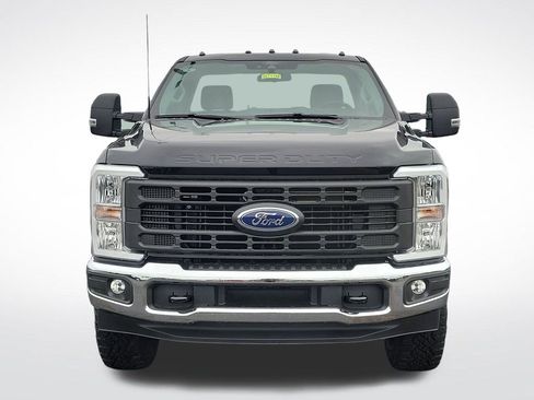 New 2026 Ford F250 XL w/ XL Off-Road Package image 3