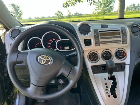 Used 2009 Toyota Matrix w/ PWR Pkg FWD image 7