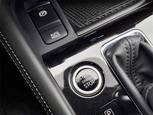 Used 2024 Nissan Kicks SR w/ SR Premium Package image 9