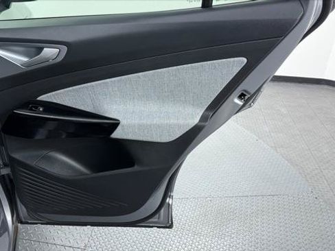 Used 2023 Volkswagen ID.4 Pro RWD image 19