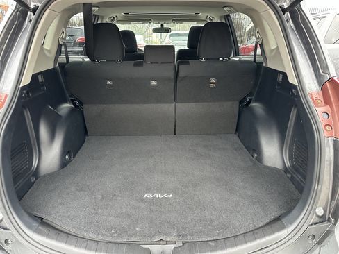 Used 2014 Toyota RAV4 XLE image 38