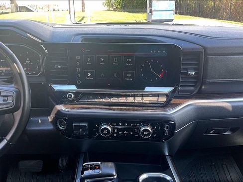 Used 2024 GMC Sierra 1500 Elevation w/ Elevation Premium Package AWD/4WD image 41