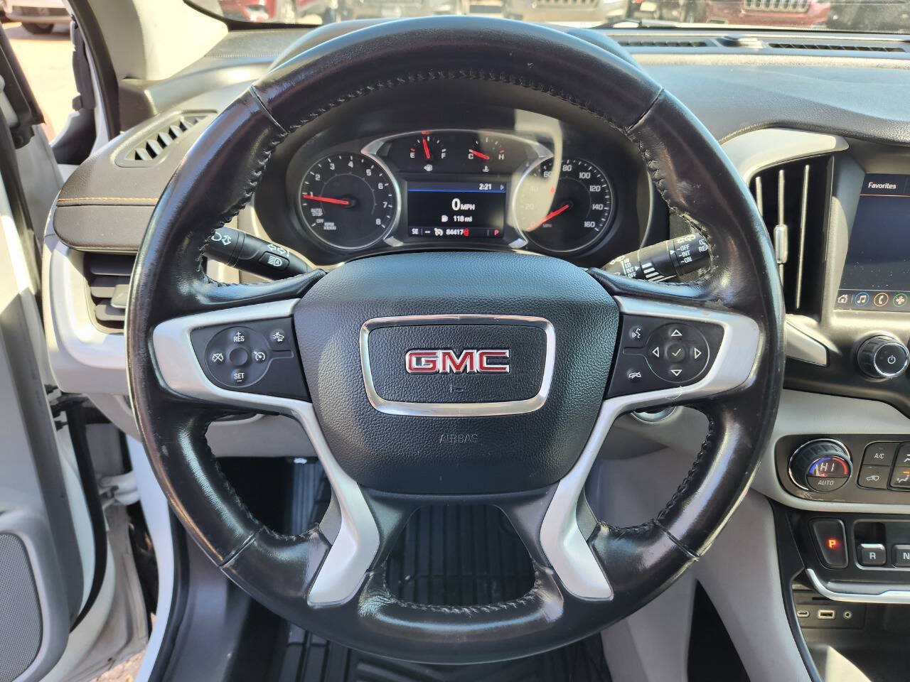 Used 2020 GMC Terrain SLT AWD/4WD image 21
