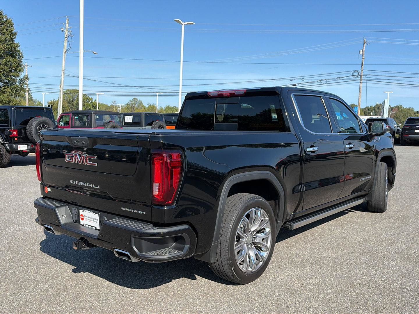 Used 2023 GMC Sierra 1500 Denali w/ Denali Reserve Package AWD/4WD image 5