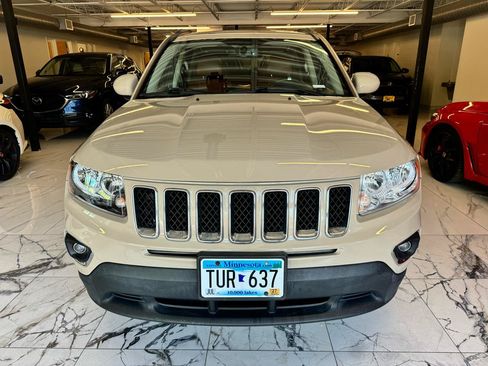 Used 2017 Jeep Compass High Altitude AWD/4WD image 2