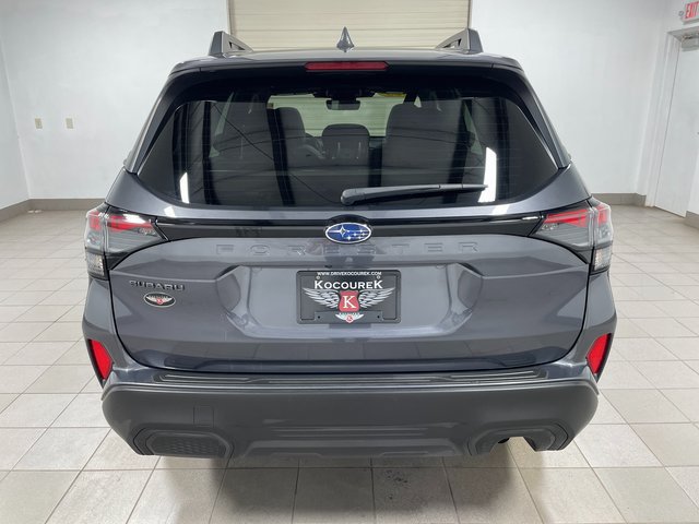 Used 2025 Subaru Forester Premium AWD/4WD image 5