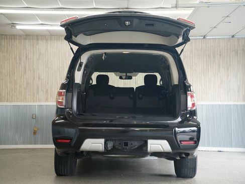 Used 2017 Nissan Armada SV w/ Driver Package RWD image 43
