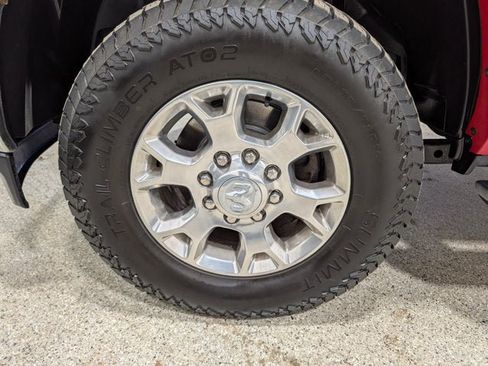 Used 2022 RAM 2500 Laramie AWD/4WD image 12