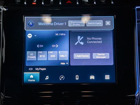 New 2025 Jeep Grand Cherokee Altitude image 21