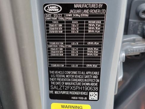 Used 2023 Land Rover Range Rover Evoque R-Dynamic S image 17