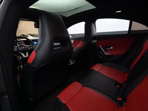 Used 2022 Mercedes-Benz CLA 250 4MATIC image 43