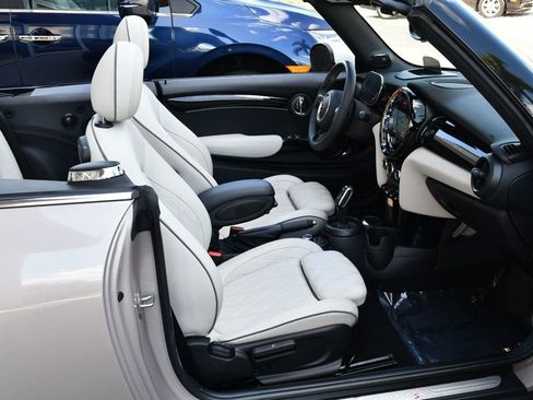 Used 2024 MINI Cooper S FWD image 61