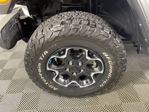 Used 2023 Jeep Wrangler Unlimited Rubicon 4xe w/ Cold Weather Group AWD/4WD image 14