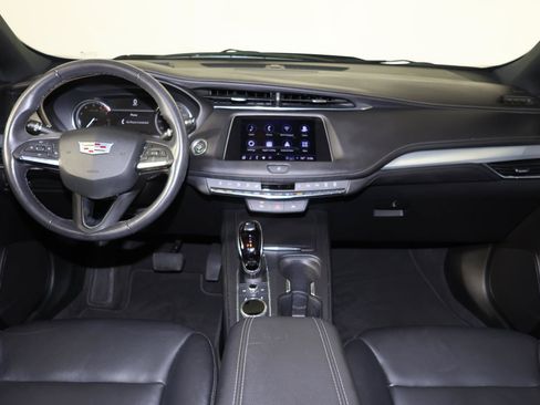 Used 2023 Cadillac XT4 Premium Luxury FWD image 10
