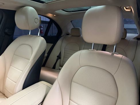 Used 2018 Mercedes-Benz C 300 Sedan image 21
