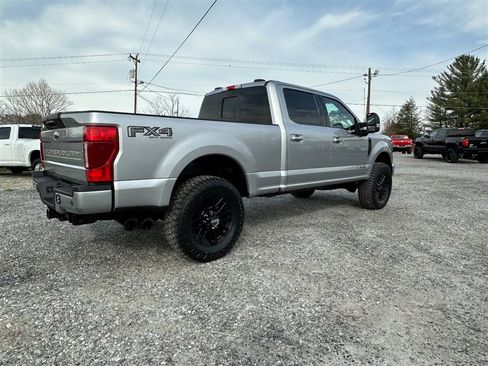 Used 2022 Ford F250 Lariat w/ Lariat Ultimate Package image 3