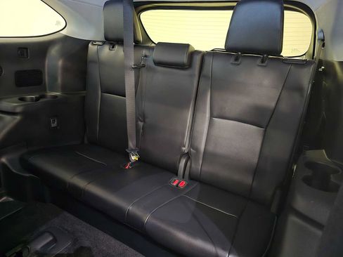 Certified 2024 Toyota Highlander XLE AWD/4WD image 25