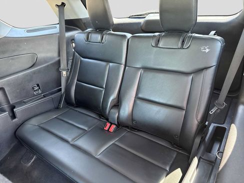 Used 2022 Ford Explorer XLT w/ Equipment Group 202A AWD/4WD image 20