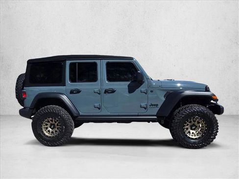 Used 2024 Jeep Wrangler Sport S image 4
