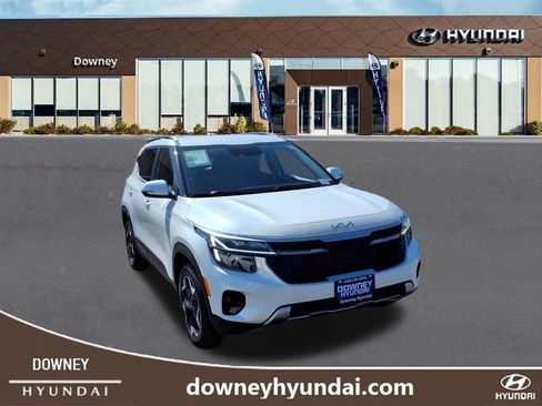 Used 2025 Kia Seltos S FWD image 3