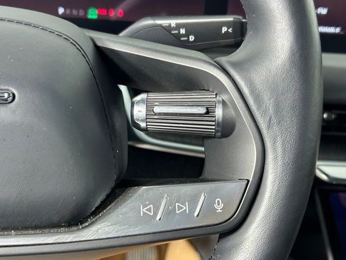 Used 2023 Lucid Air Touring AWD/4WD image 29