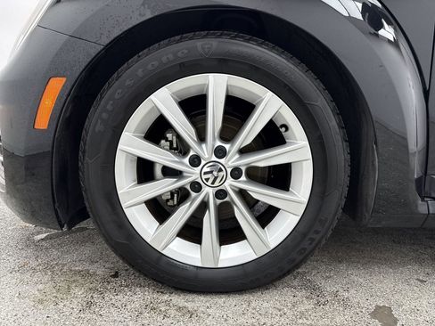 Used 2019 Volkswagen Beetle 2.0T SE image 39