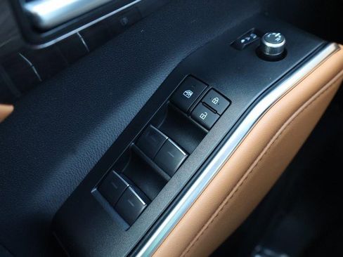 New 2026 Toyota Highlander Platinum image 20