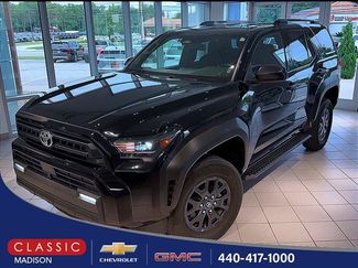 Used 2025 Toyota 4Runner SR5 AWD/4WD video 1