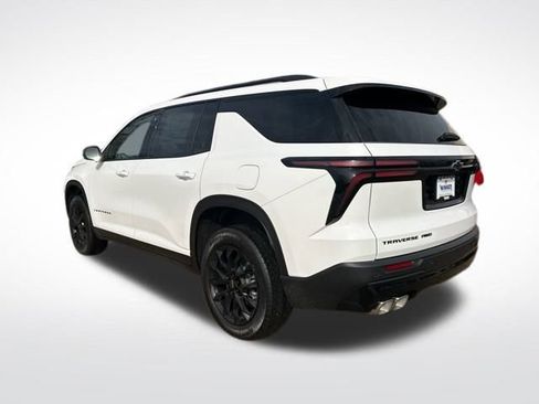 New 2026 Chevrolet Traverse LT w/ Midnight/Sport Edition image 3