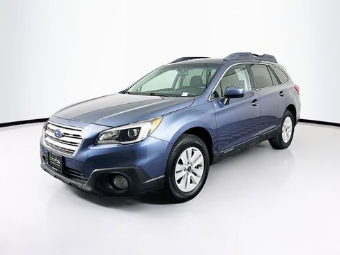 Used 2017 Subaru Outback 2.5i Premium AWD/4WD image 3