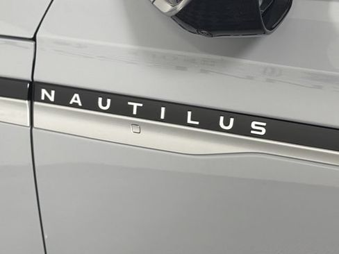 Used 2026 Lincoln Nautilus Premier w/ Equipment Group 102A AWD/4WD image 23
