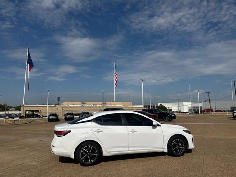 Certified 2025 Nissan Sentra SV w/ All-Weather Package FWD image 26