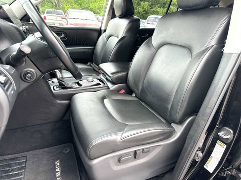 Used 2024 Nissan Armada SV AWD/4WD image 17
