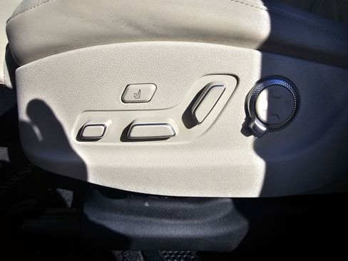 Used 2024 Genesis GV80 3.5T w/ Prestige Package image 16