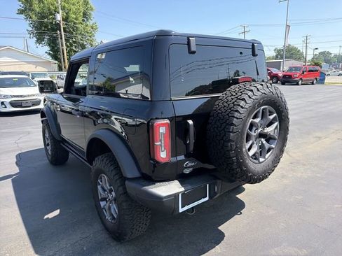 Used 2025 Ford Bronco Badlands w/ Black Appearance Package AWD/4WD image 6