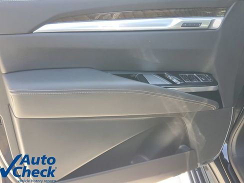 Used 2025 Cadillac Escalade Sport Platinum AWD/4WD image 21
