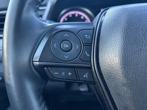 Used 2024 Toyota Camry SE image 20