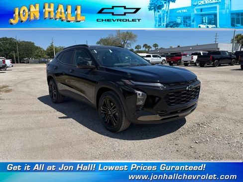 New 2026 Chevrolet Trax ACTIV w/ Driver Confidence Package FWD image 1