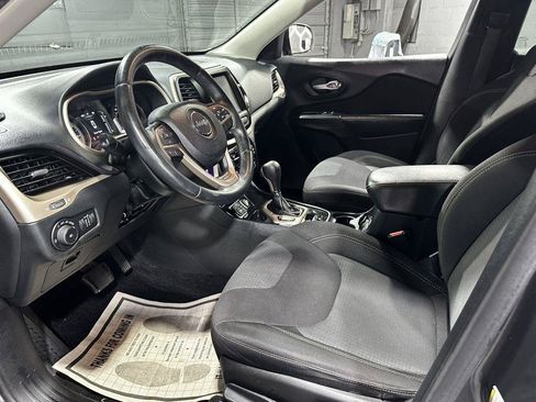Used 2015 Jeep Cherokee Latitude FWD image 21