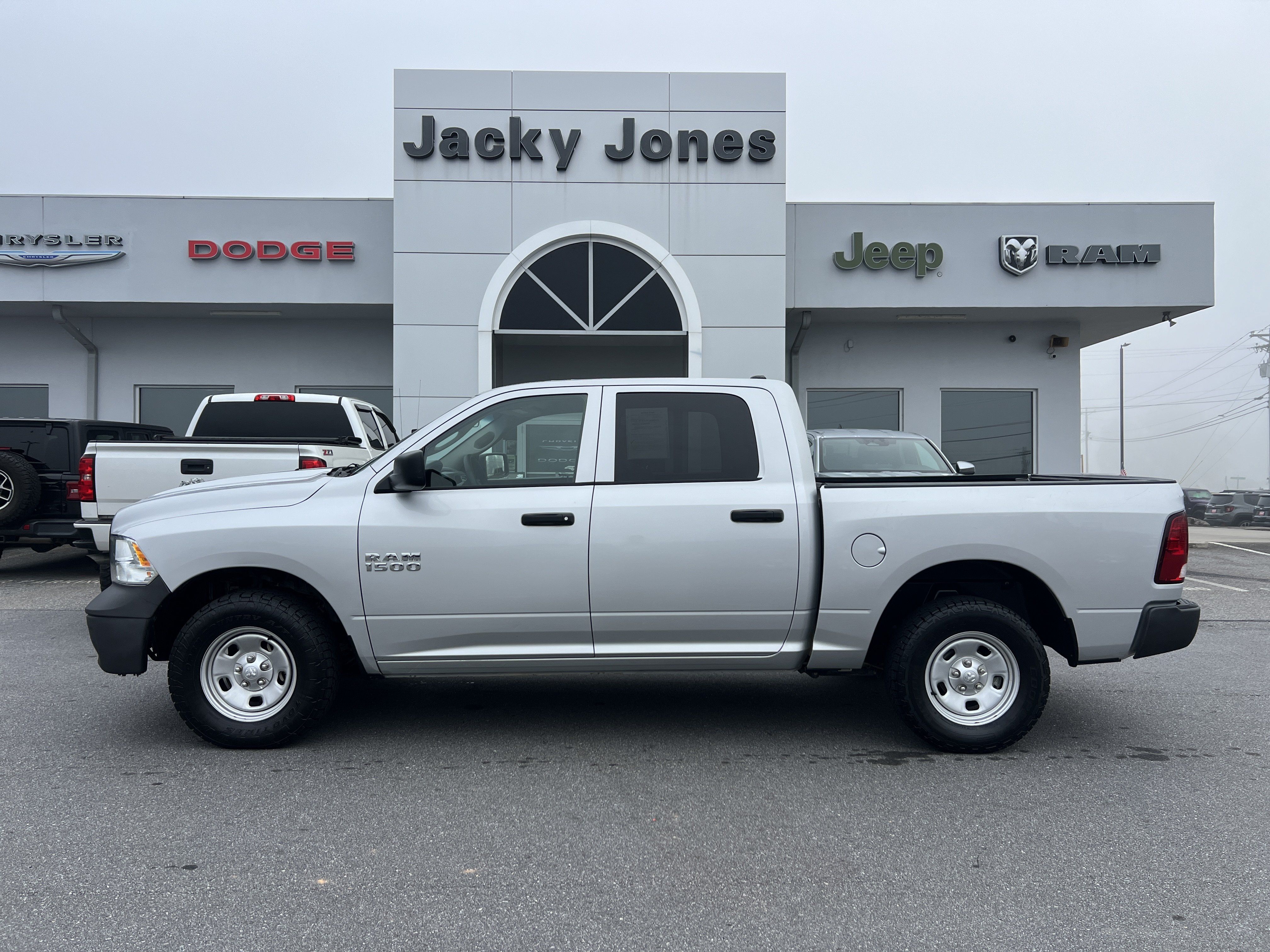 Used 2018 RAM 1500 Tradesman w/ Protection Group AWD/4WD image 2