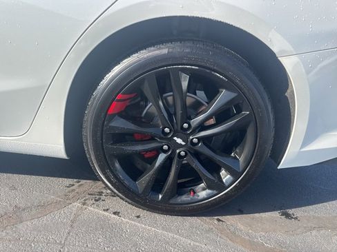 Used 2018 Chevrolet Malibu LT w/ Leather Package image 23