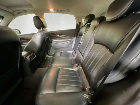 Used 2017 INFINITI QX50 2WD w/ Premium Plus Package image 29