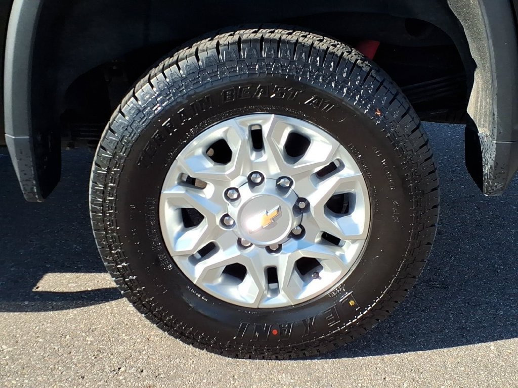 Used 2023 Chevrolet Silverado 2500 LTZ w/ Z71 Off-Road Package AWD/4WD image 7