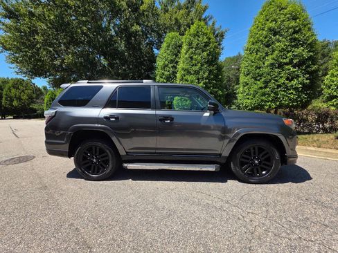 Used 2019 Toyota 4Runner Limited AWD/4WD image 6