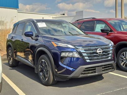Used 2025 Nissan Rogue SV w/ SV Premium Package